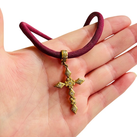 Cross collar Necklace VTG 1928 Co purple jeweled rhinestone gold tone 16" 90s - Picture 1 of 8